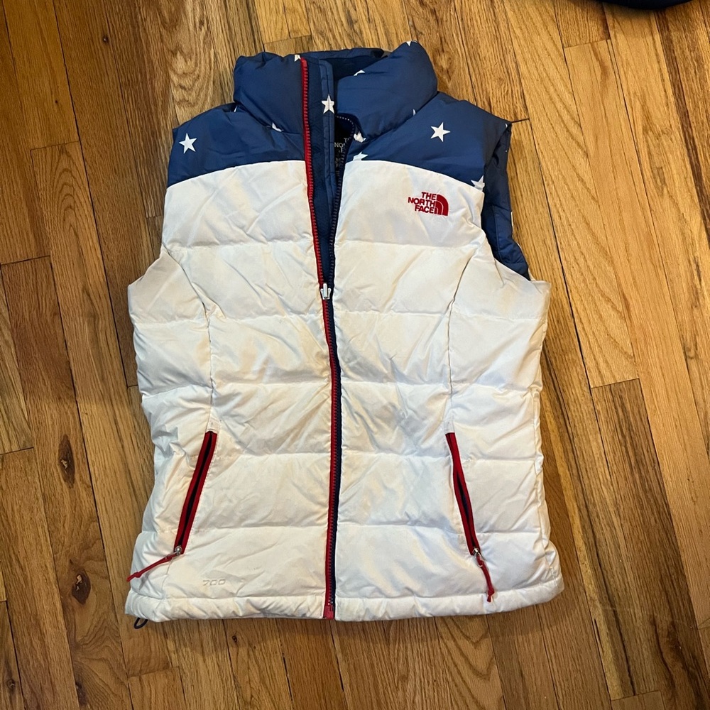 WOMENS THE NORTH FACE VILLAGE NUPTSE 700 RU14 OLYMPICS DOWN PUFFER VEST
